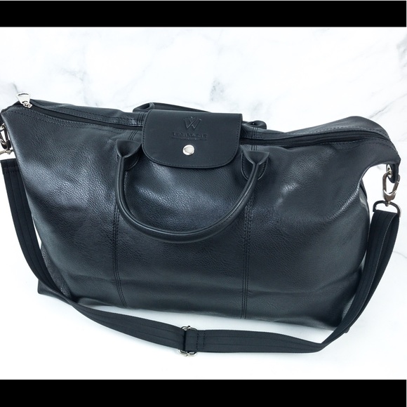 Veganwear Handbags - NWT Veganwear Weekend Duffle